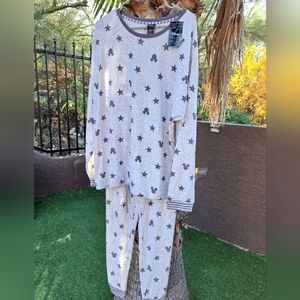 NWT Disney Mickey Mouse and Stars Gray 2 pc Matching Pajamas Set XXL